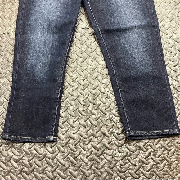 PAIGE | Roxbury Crop Jeans - Picture 6 of 12